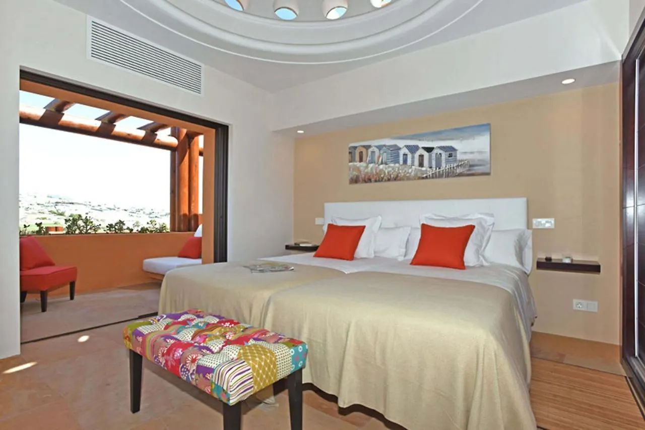 בית נופש מספאלומס Salobre Villa Moringa